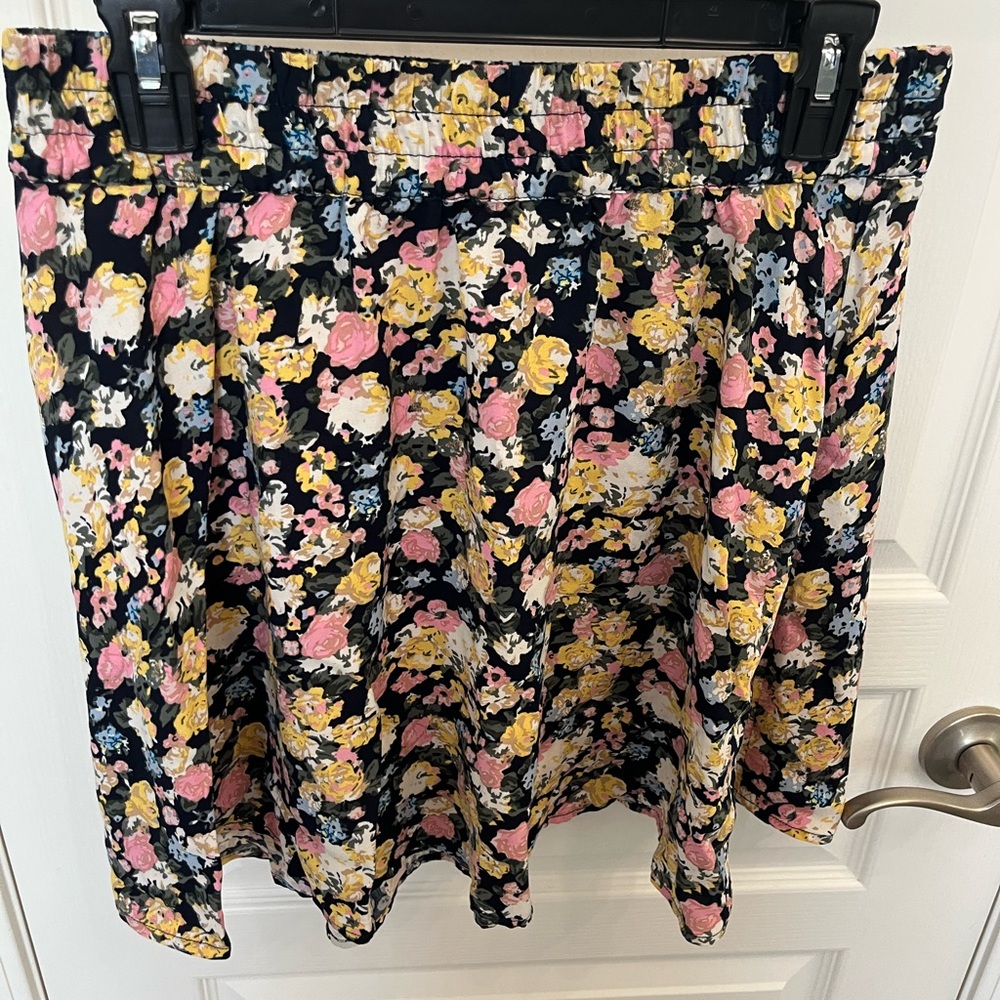 Vero Moda Simply Short Print Skater Skirt